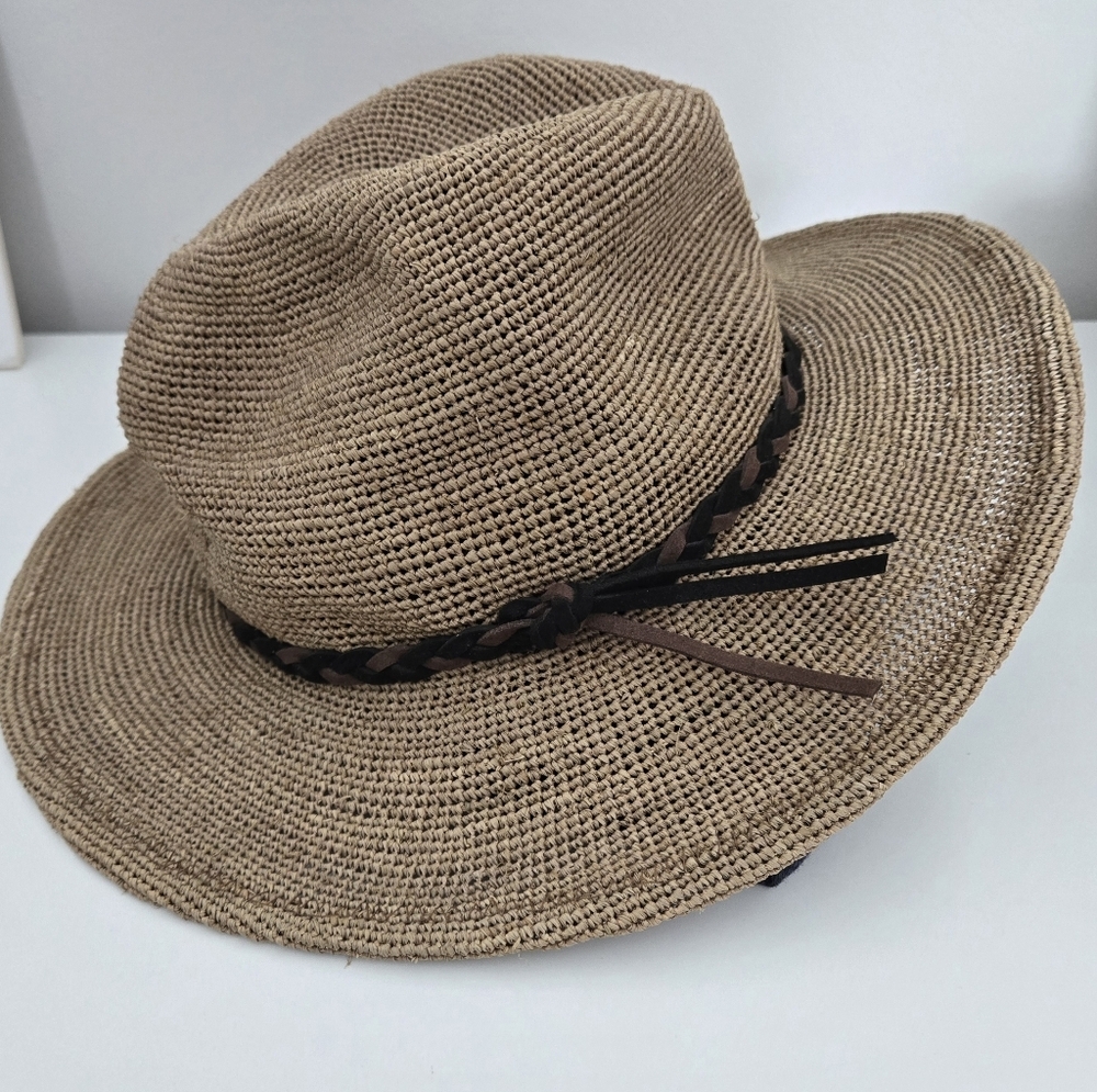 Wyeth Hat 100% Raffia